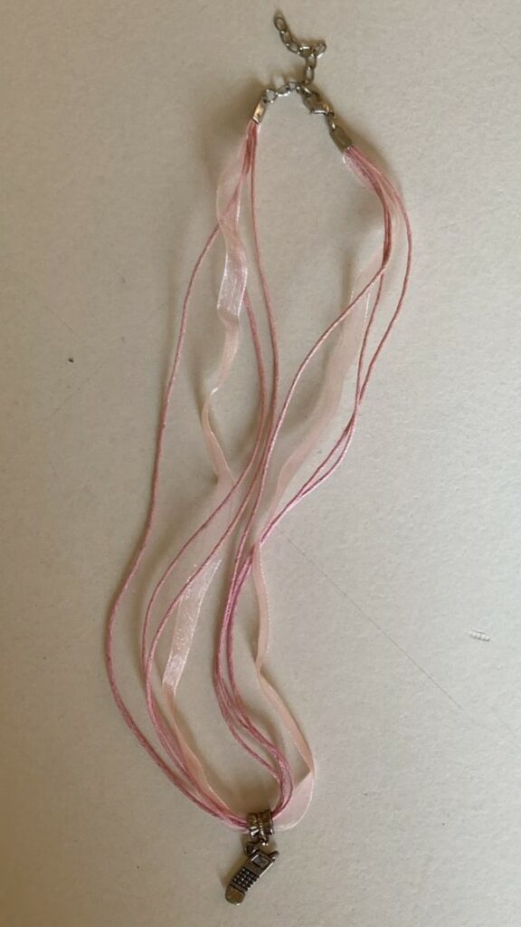 Collier ruban 16