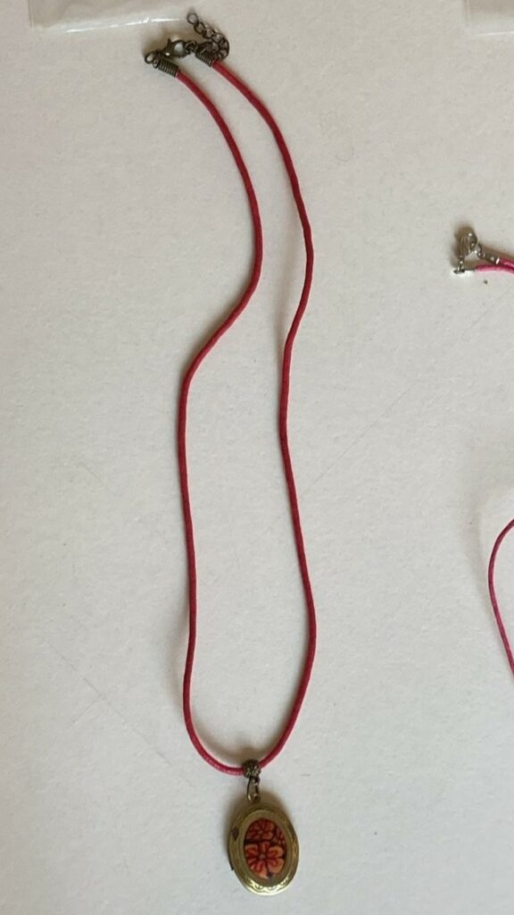 Collier coloré 3